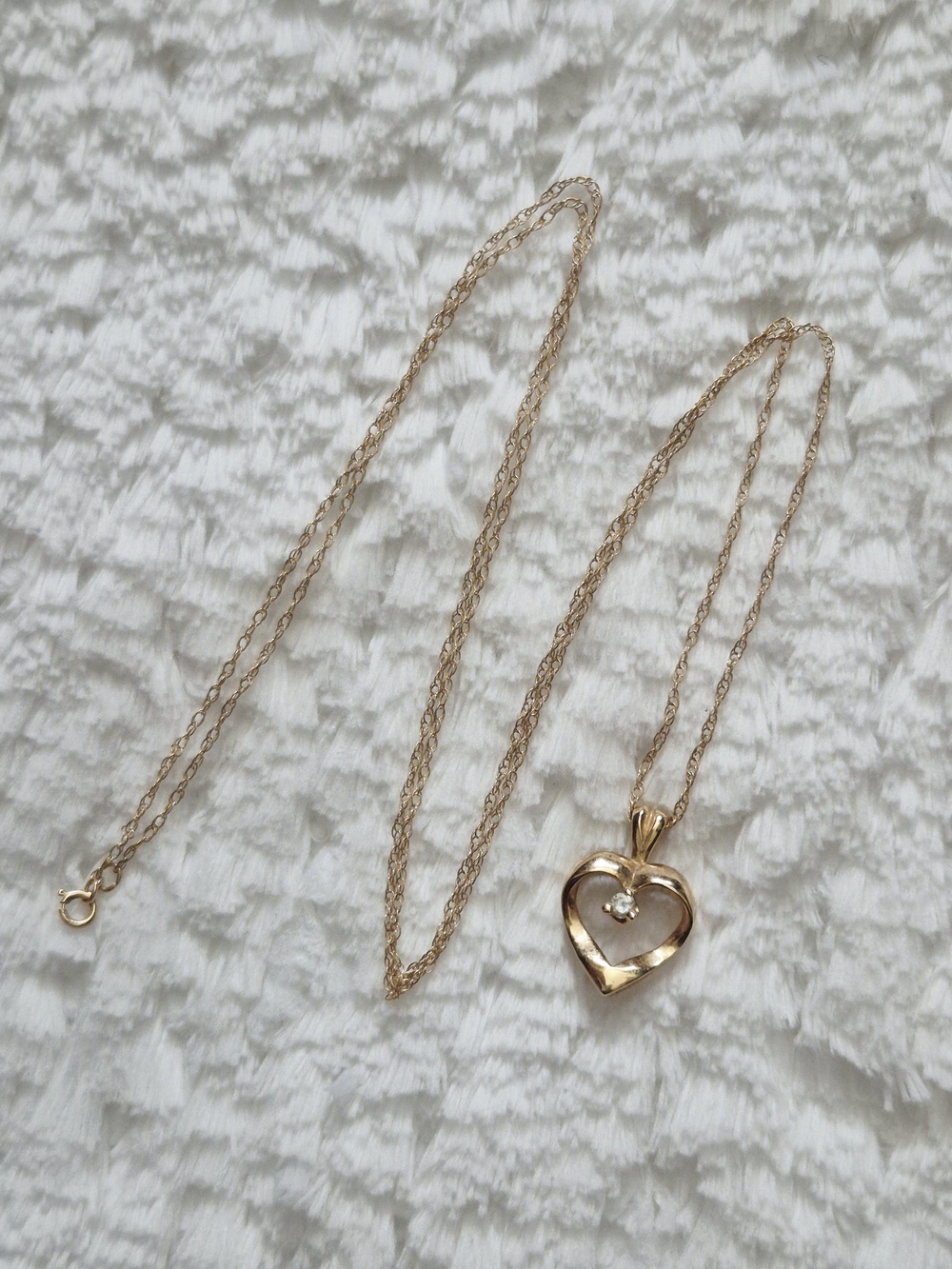 14k Yellow Gold Open Heart Pendant Necklace